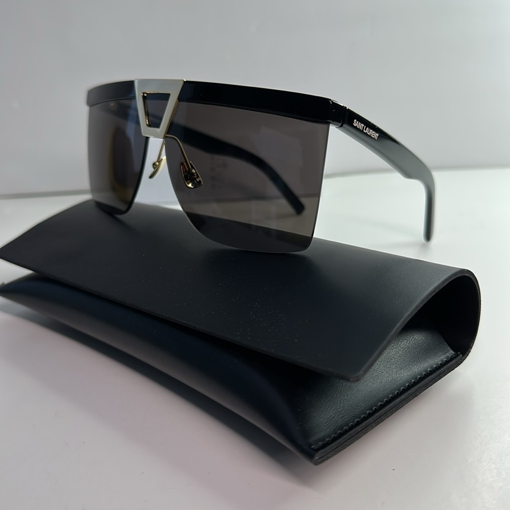 – New & Authentic Saint Laurent SL 537 PALACE Black Sunglasses - Picture 8 of 14